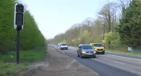 Road safety: why the state is reintroducing the flashing light on speed cameras