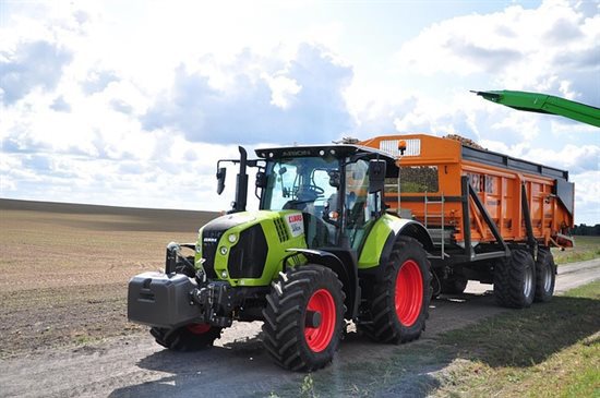 Road transport caught in a vice: OTRE confronts agricultural blockades